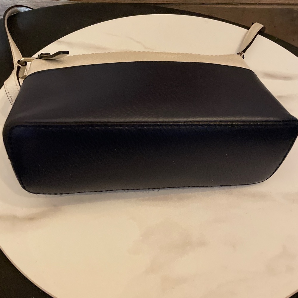Kate Spade White & Navy Leather Crossbody Bag - Picture 4 of 5